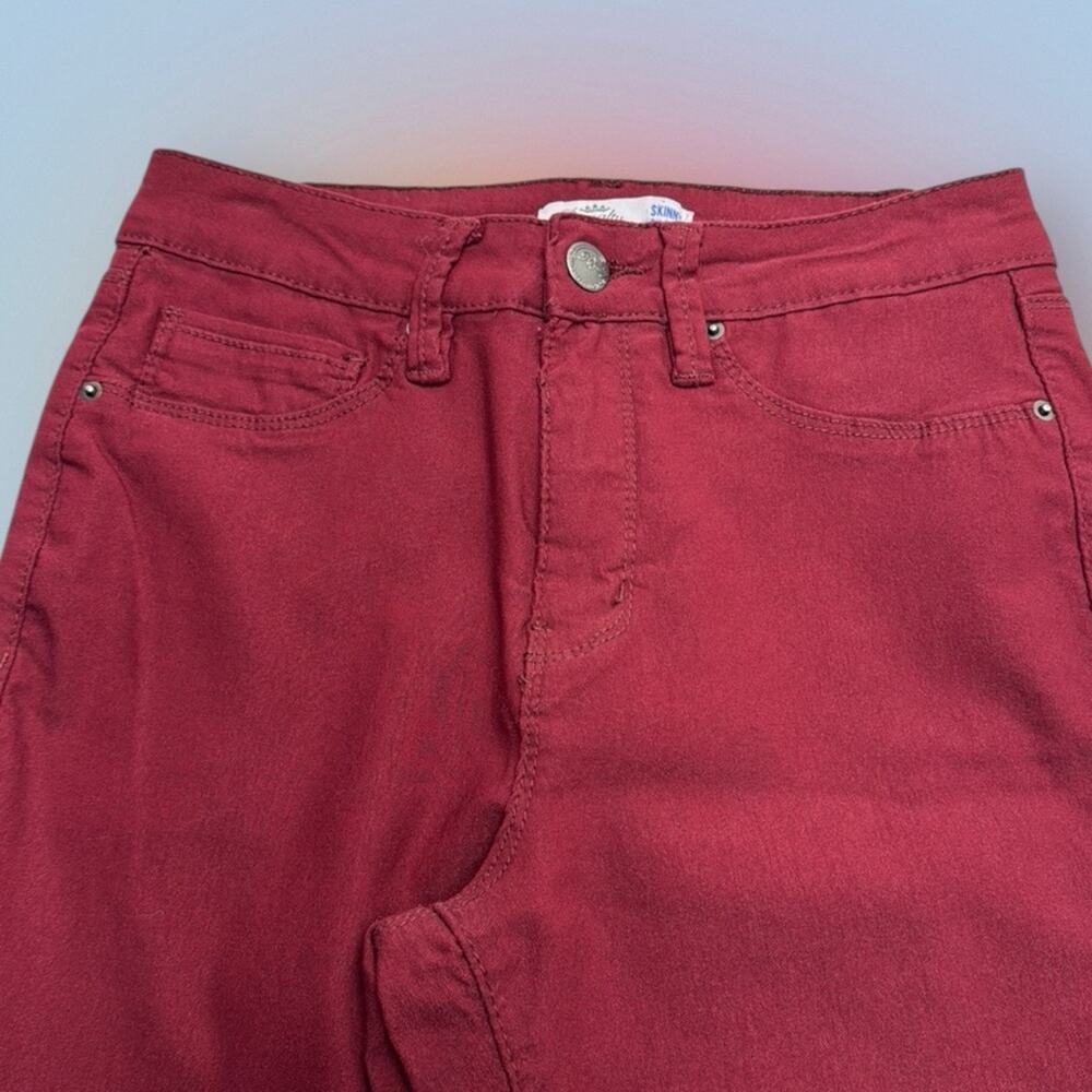 ROYALTY Women's 8 Burgundy Red SKINNY HIGH RISE Jeans
